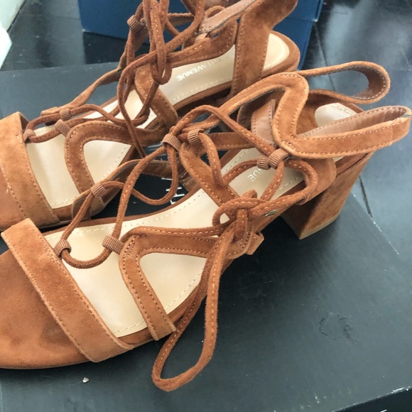 Saks 5th Ave suede strapped block heels brown - Picture 5 of 5